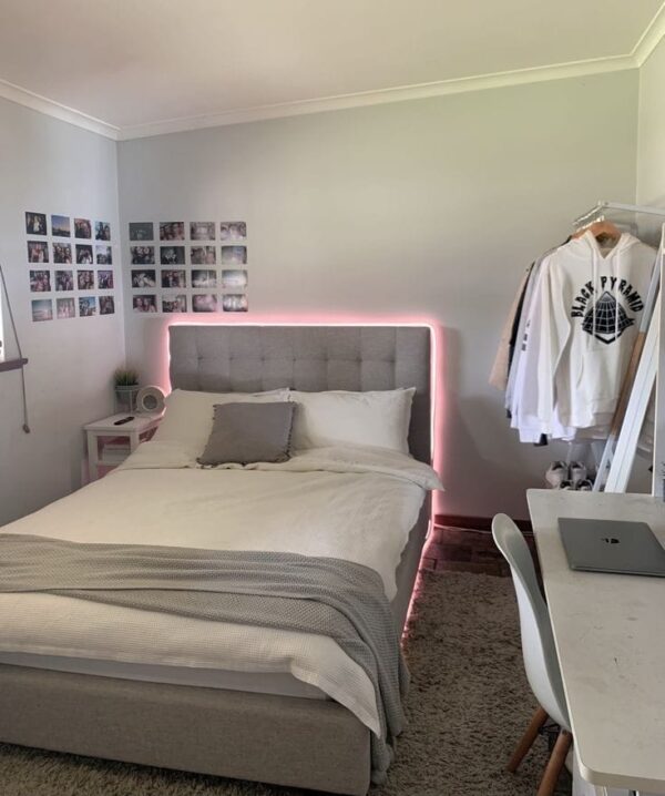 WhatsApp-Image-2024-02-20-at-6.42.09-PM.jpeg Respaldo de cama 2 plaza con luces LED