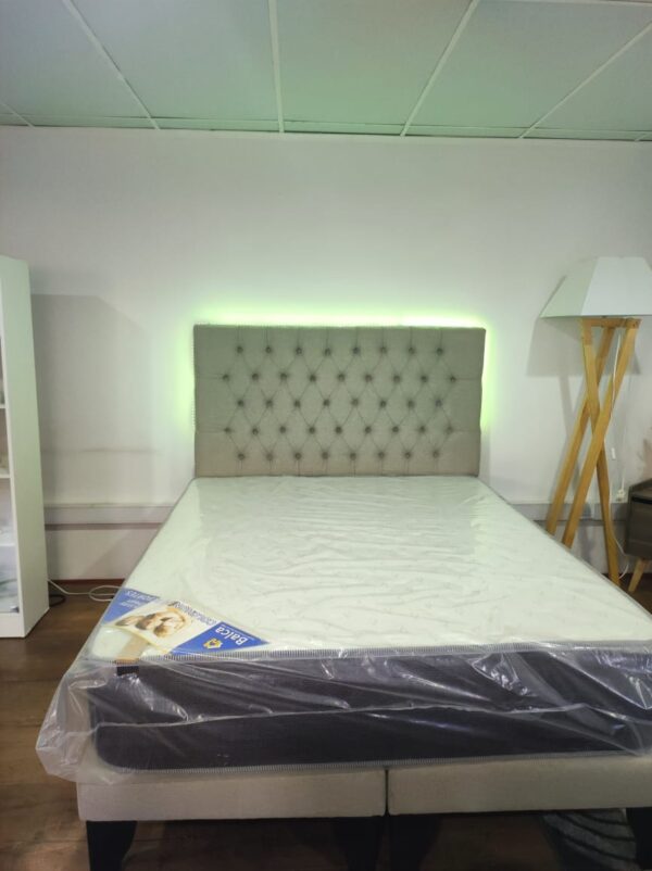 WhatsApp-Image-2024-02-20-at-6.42.10-PM-1.jpeg Respaldo de cama 2 plaza con luces LED